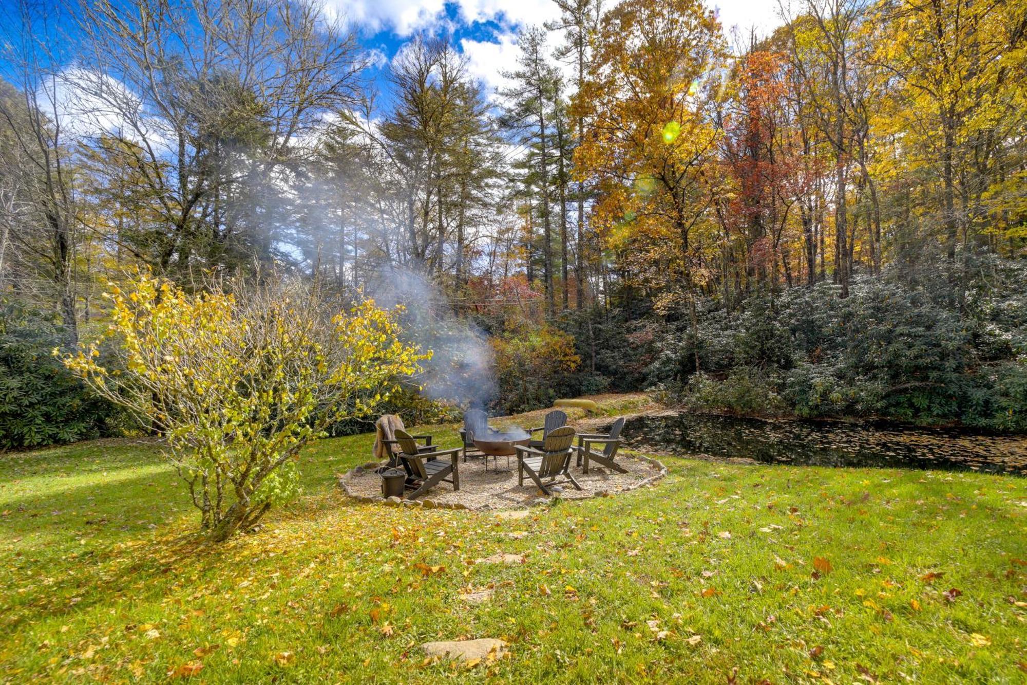 Enchanting Highlands Cottage With Pond And Falls! Exteriör bild